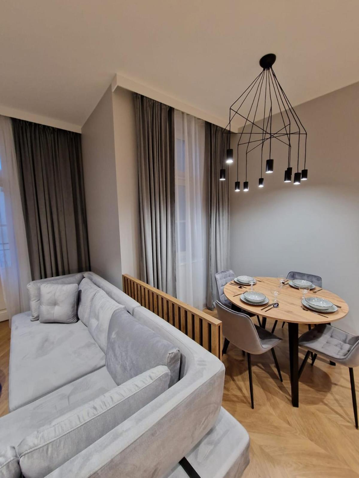 Apartamenty Sebastiana Cracovie Extérieur photo