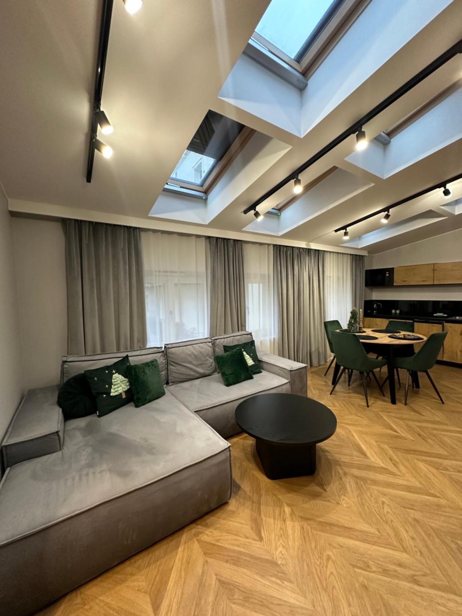 Apartamenty Sebastiana Cracovie Extérieur photo